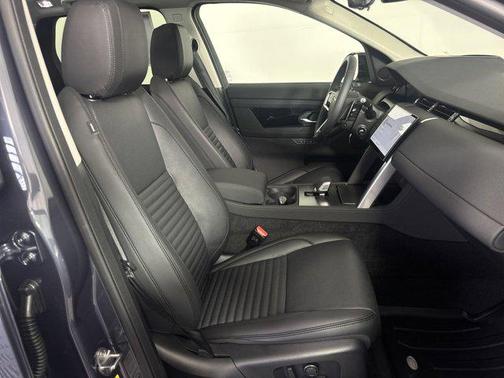 2025 Land Rover Discovery Sport S