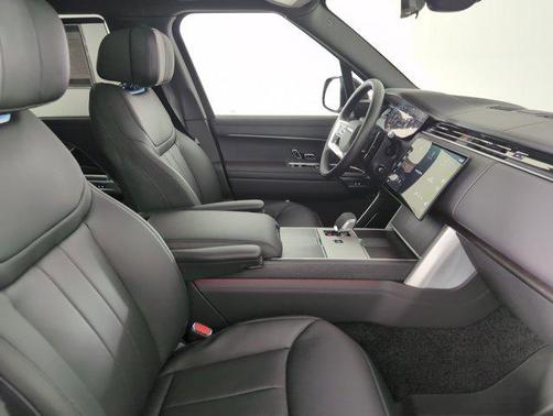 2025 Land Rover Range Rover P530 Autobiography 7 Seat