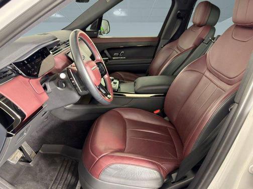 2023 Land Rover Range Rover Sport SE