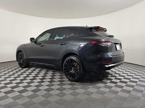 2023 Maserati Levante Modena