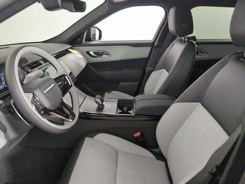 2026 Land Rover Range Rover Velar P250 SE R-Dynamic
