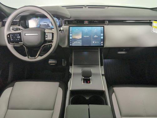 2026 Land Rover Range Rover Velar P250 SE R-Dynamic