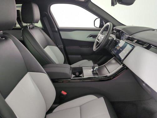 2026 Land Rover Range Rover Velar P250 SE R-Dynamic
