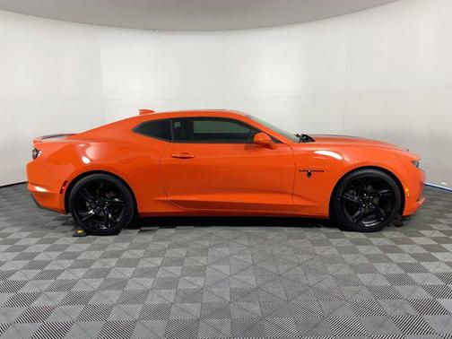 2019 Chevrolet Camaro 2LT