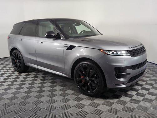 2025 Land Rover Range Rover Sport SE