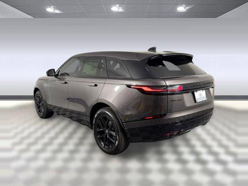 2026 Land Rover Range Rover Velar P400 Dynamic SE
