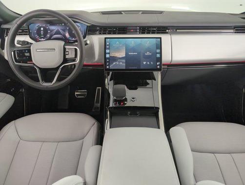 2025 Land Rover Range Rover Sport SE