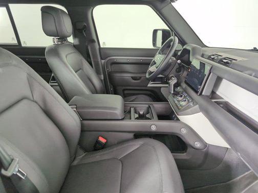 2024 Land Rover Defender 130 P300 S