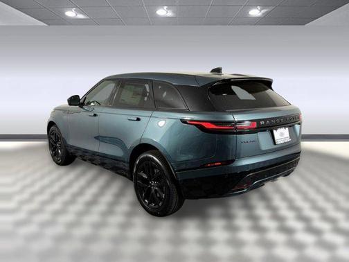 Giola Green Metallic 2026 Land Rover Range Rover Velar P400 Dynamic SE