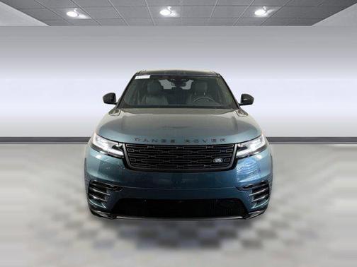 Giola Green Metallic 2026 Land Rover Range Rover Velar P400 Dynamic SE