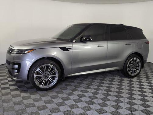 2025 Land Rover Range Rover Sport SE