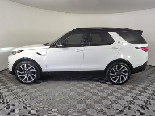 2025 Land Rover Discovery P360 Metropolitan Edition