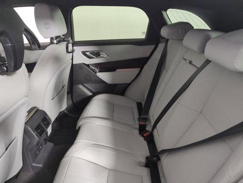 2026 Land Rover Range Rover Velar P250 SE R-Dynamic