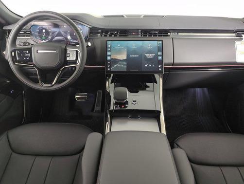 2025 Land Rover Range Rover Sport SE