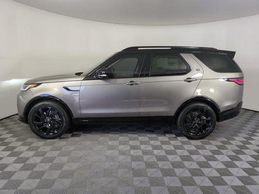 2025 Land Rover Discovery Dynamic SE