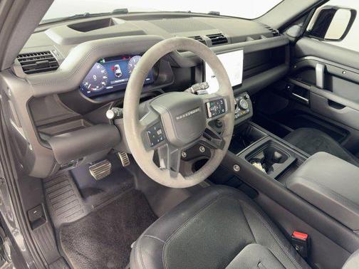 2023 Land Rover Defender 110 Carpathian Edition