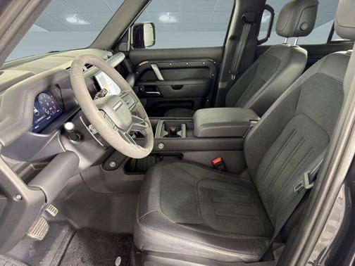 2023 Land Rover Defender 110 Carpathian Edition