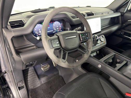 2023 Land Rover Defender 110 Carpathian Edition