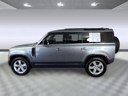 2024 Land Rover Defender 110 P300