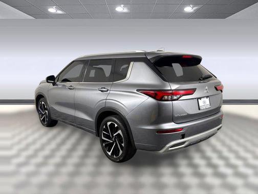 2022 Mitsubishi Outlander SEL 2.5 2WD