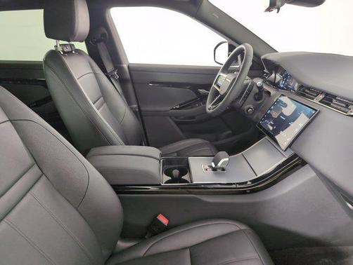2025 Land Rover Range Rover Evoque Core S