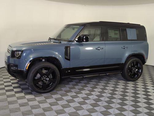 2025 Land Rover Defender 110 P400 X-Dynamic SE