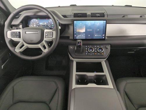 2025 Land Rover Defender 110 P300