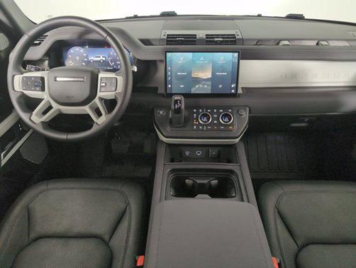 2023 Land Rover Defender 130 SE