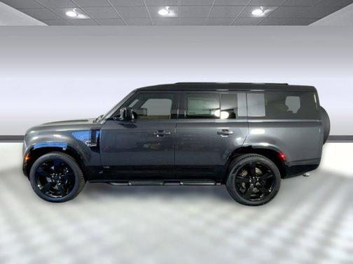 2026 Land Rover Defender V8