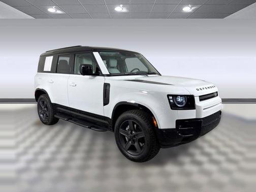 2026 Land Rover Defender P400 X-Dynamic SE