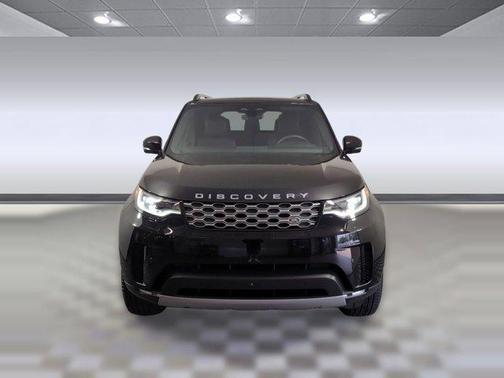 2025 Land Rover Discovery P300 S