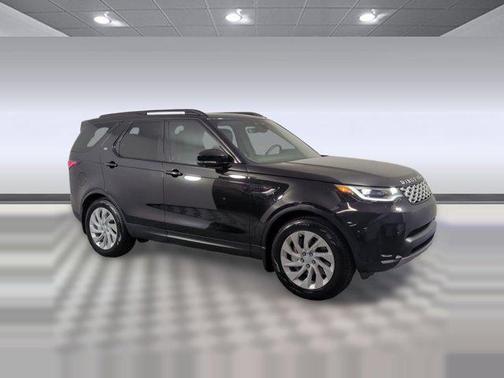 2025 Land Rover Discovery P300 S