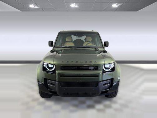 2026 Land Rover Defender P400 X-Dynamic SE