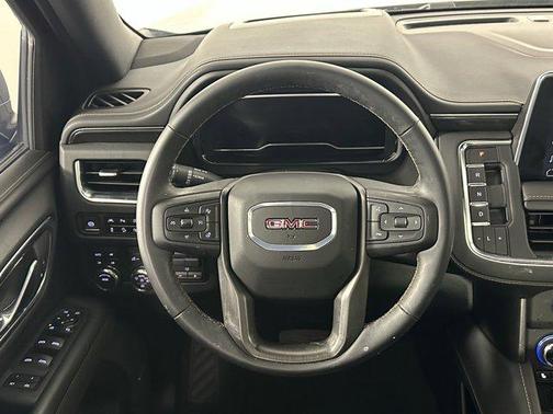 2024 GMC Yukon XL 4WD AT4