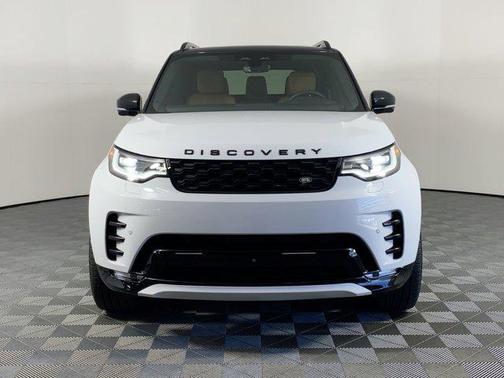 2025 Land Rover Discovery P360 Dynamic SE