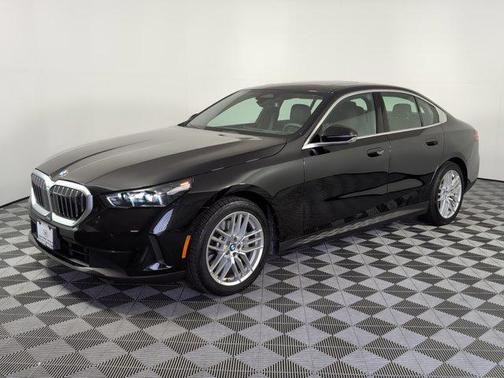 2024 BMW 530 i