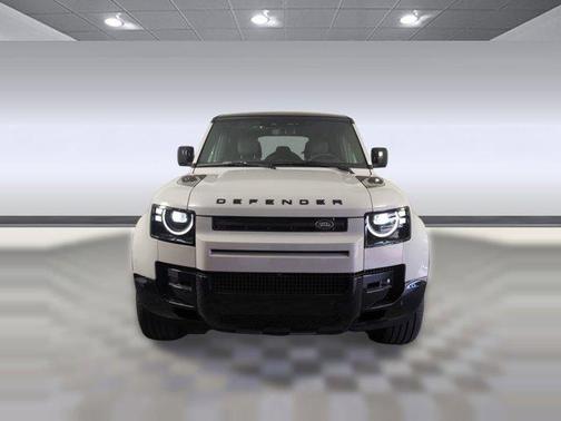 2026 Land Rover Defender X-Dynamic SE