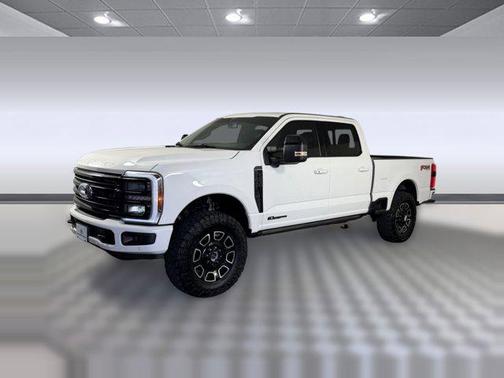Star White Metallic Tri-Coat 2025 Ford F-250 Platinum