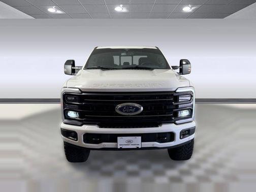 Star White Metallic Tri-Coat 2025 Ford F-250 Platinum