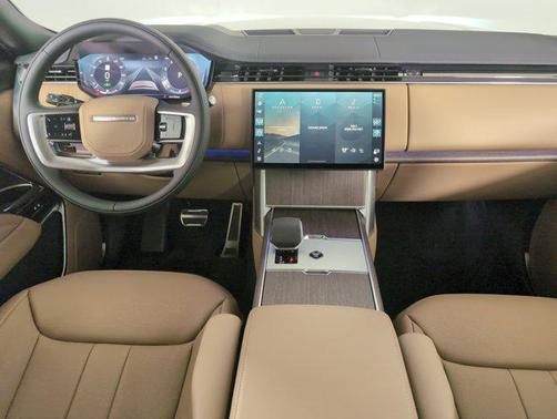 2025 Land Rover Range Rover P530 SE