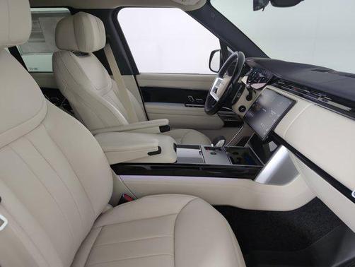2025 Land Rover Range Rover P530 Autobiography