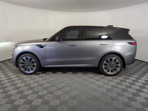 2025 Land Rover Range Rover Sport SE