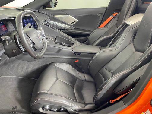 2021 Chevrolet Corvette Stingray w/2LT