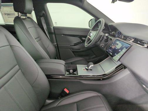 2025 Land Rover Range Rover Evoque Core S