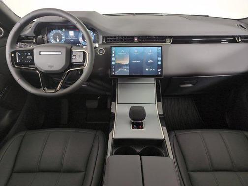 2025 Land Rover Range Rover Evoque Core S