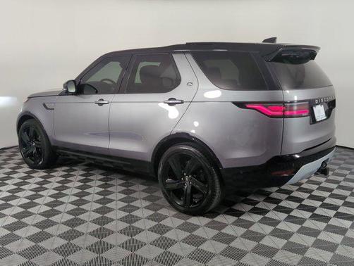 2025 Land Rover Discovery P360 Metropolitan Edition
