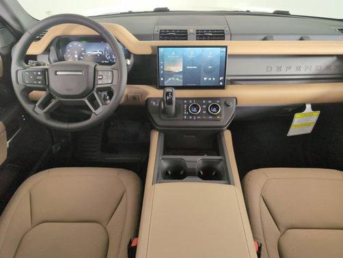2025 Land Rover Defender 130 P400 X-Dynamic SE