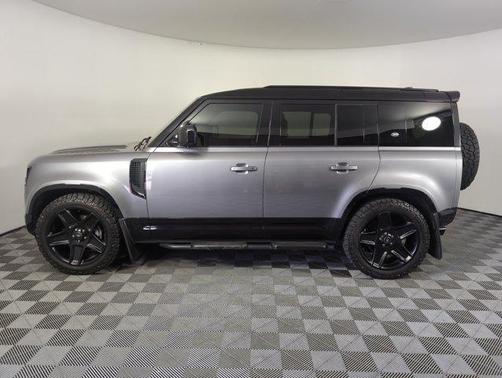 2024 Land Rover Defender 110 P400 X-Dynamic SE