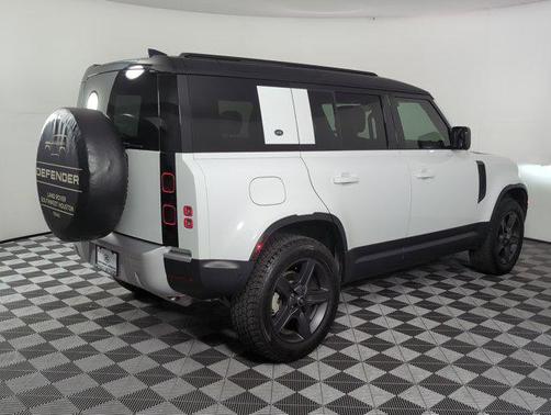 2024 Land Rover Defender 110 P300