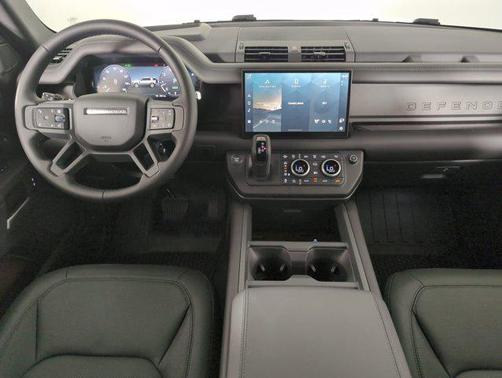 2025 Land Rover Defender 110 P500 X-Dynamic SE